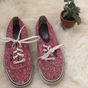 pink leaf design vans
